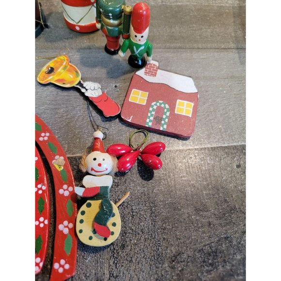 Wooden AS IS Drummer boy nutcracker house Mistletoe bell tree Teddy bear solider - Picture 3 of 6